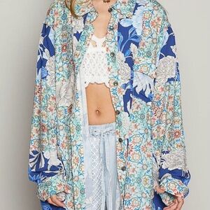 BRAND NEW NEVER WORN POL LONG SLEEVE FLORAL TOP/BLOUSE IN SIZE SMALL